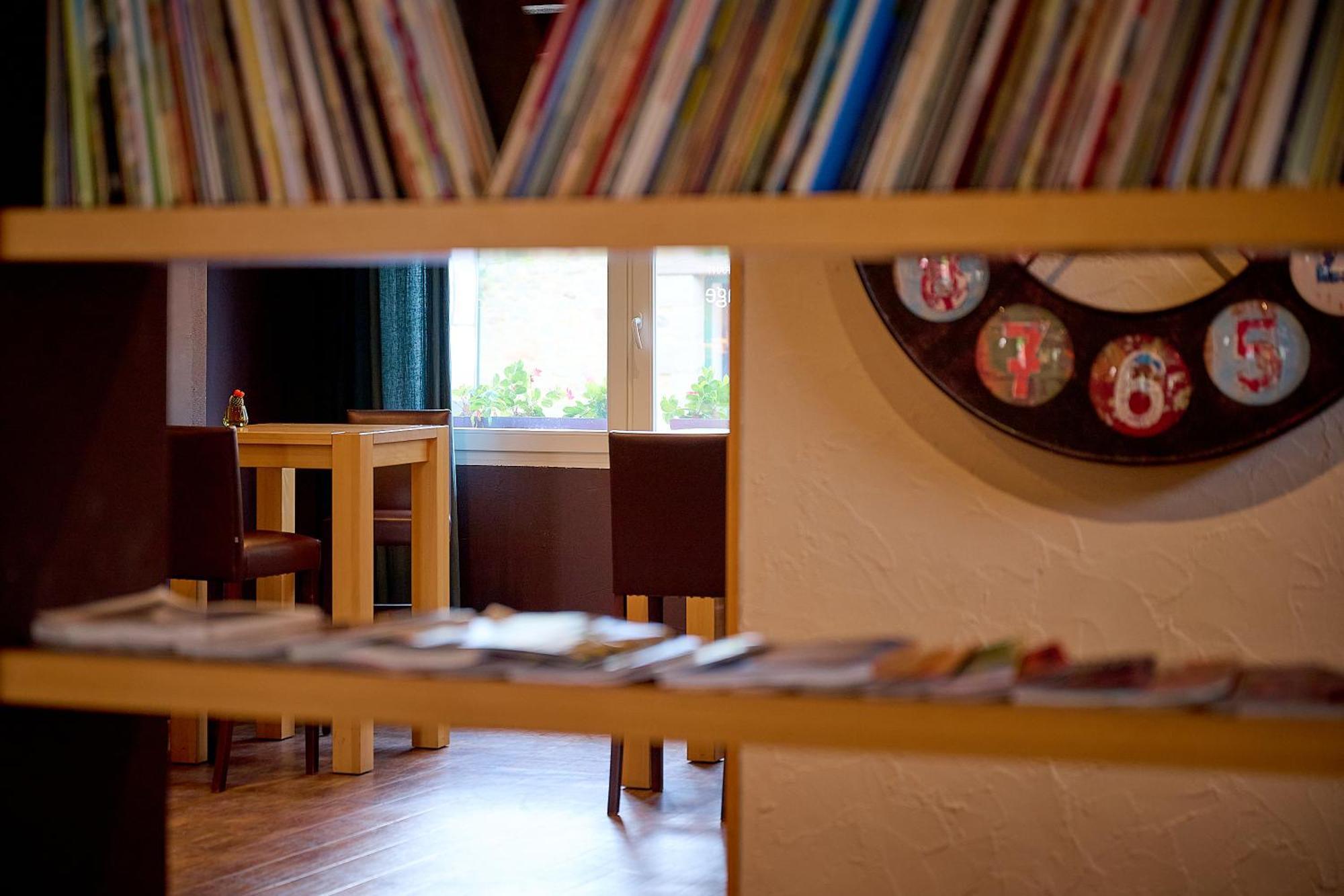 Logis L'Ermitage Hotel & Restaurant Saulges Екстериор снимка