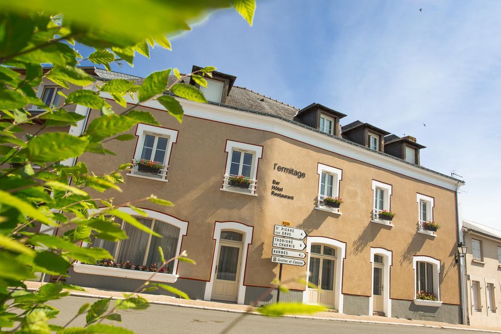 Logis L'Ermitage Hotel & Restaurant Saulges Екстериор снимка
